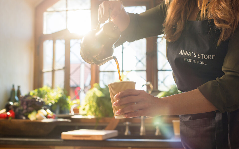 Anna's Store Product Slide 2